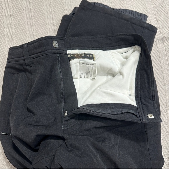 Fire and Ice women’s size medium lined ski pants, zip pocket, snow, winter - Picture 10 of 11